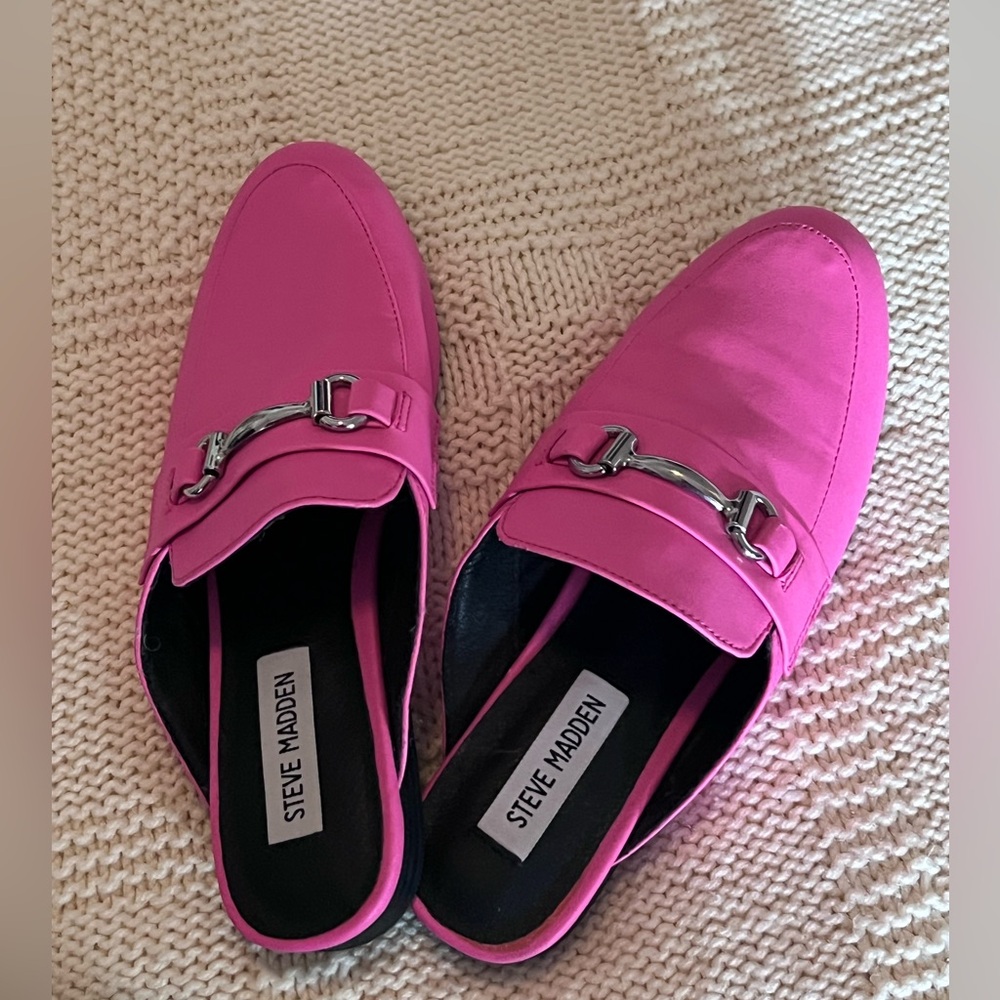 Pink shoes
